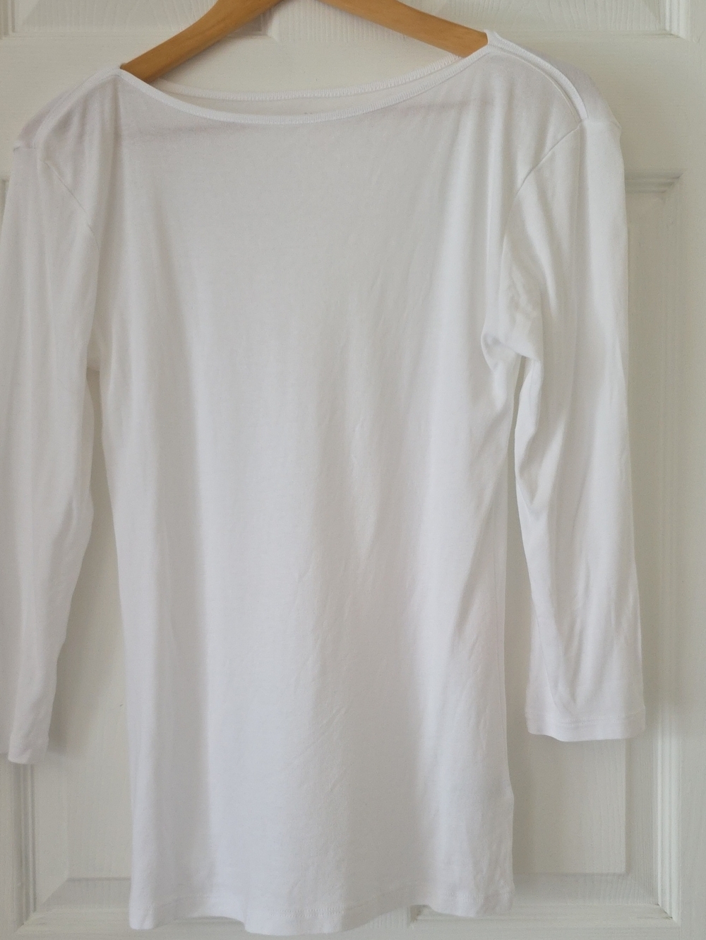 Caslon White Long Sleeve Tee - Classic Crew Size Med